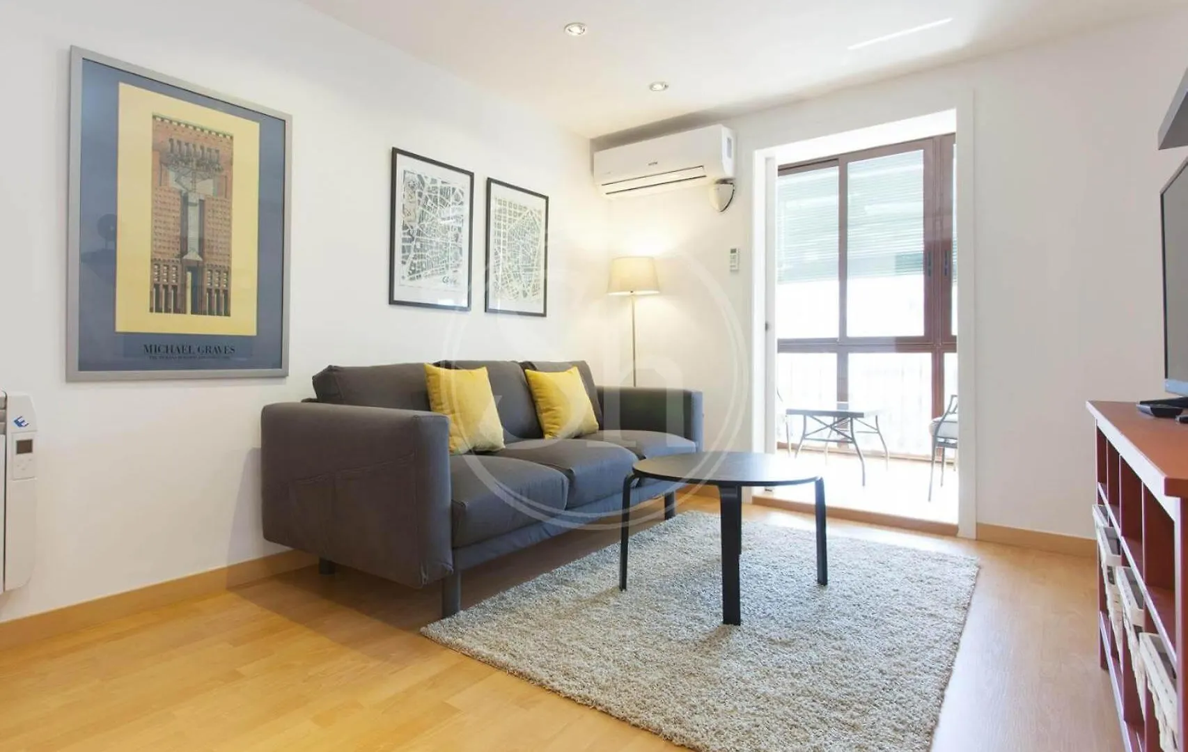 Bonito Apartamento En El Eixample 바르셀로나