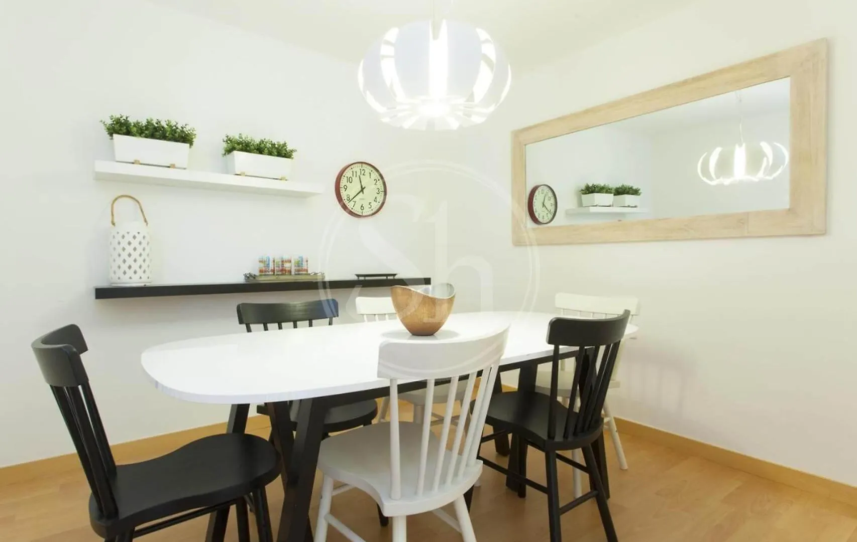 아파트 Bonito Apartamento En El Eixample 바르셀로나